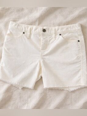 Carve Designs Oahu 6" Ivory Corduroy Shorts Organic Cotton Size 4